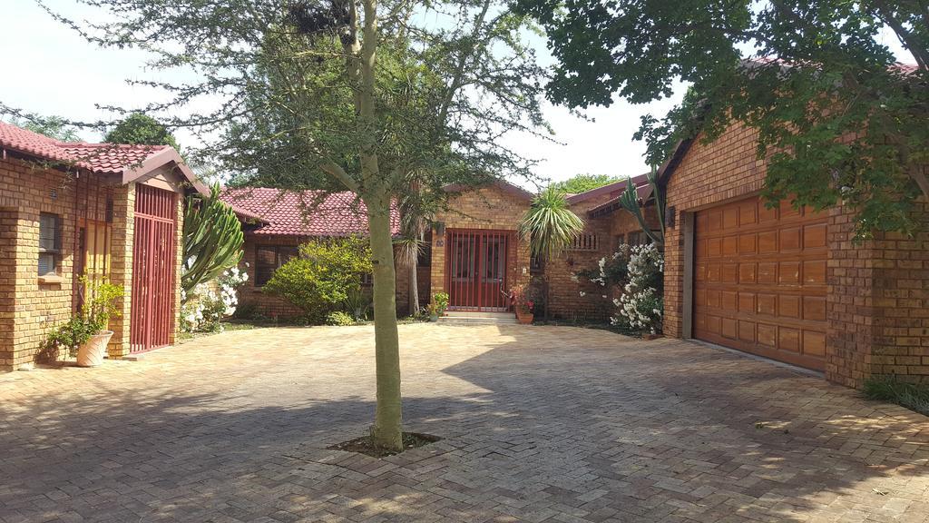 13a Masitonto Avenue