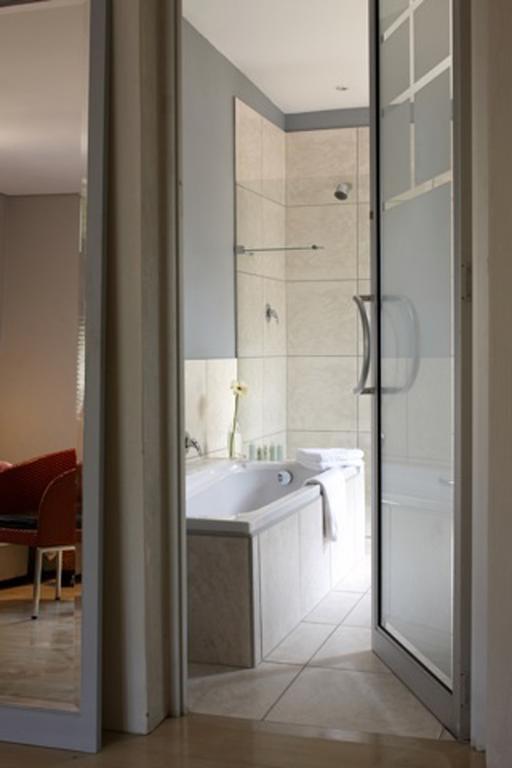 Craighall Garden & Lofts 4*