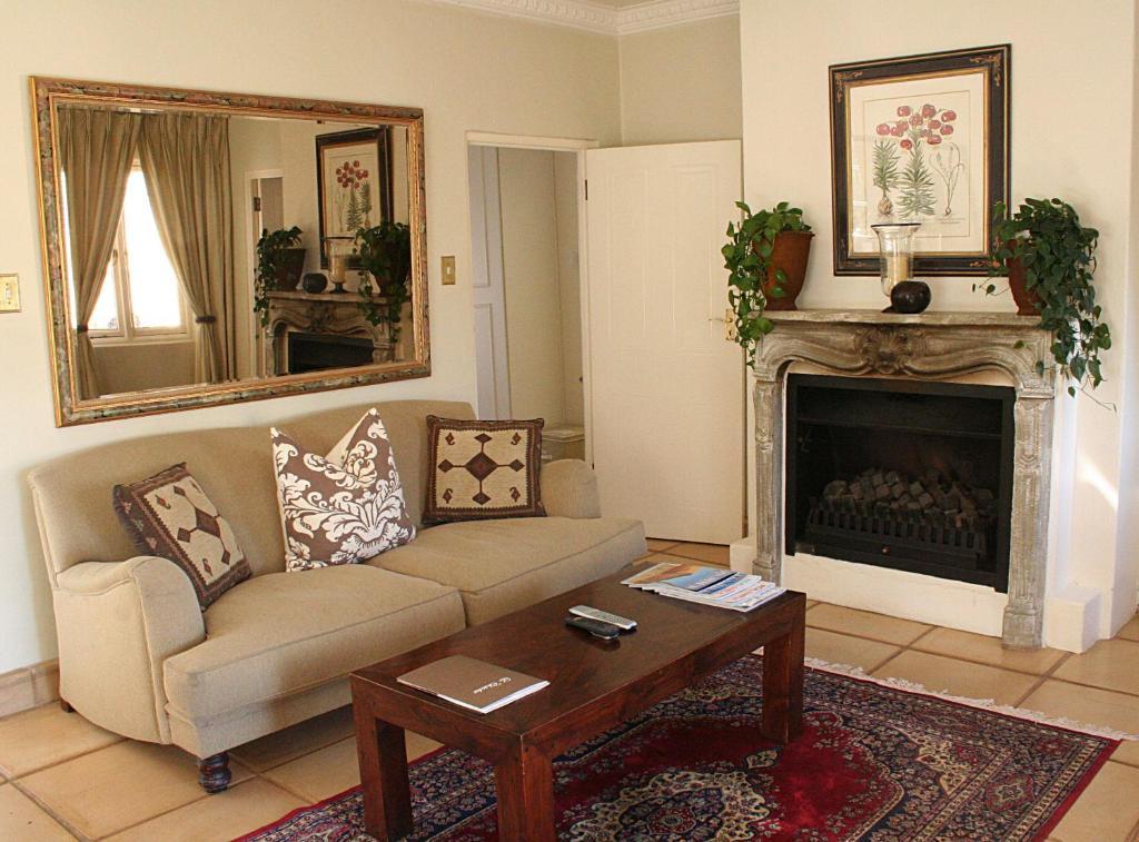 Guest house Le Chatelat Johannesburg
