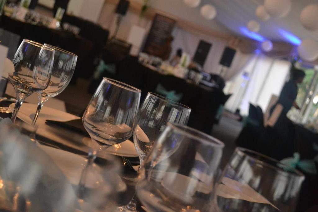 Hotel Hoyohoyo Chartwell 4*