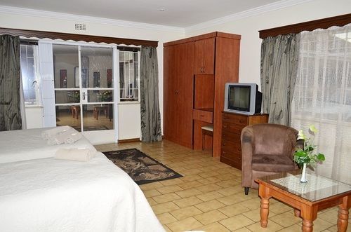 Kates Nest Guest house 3*