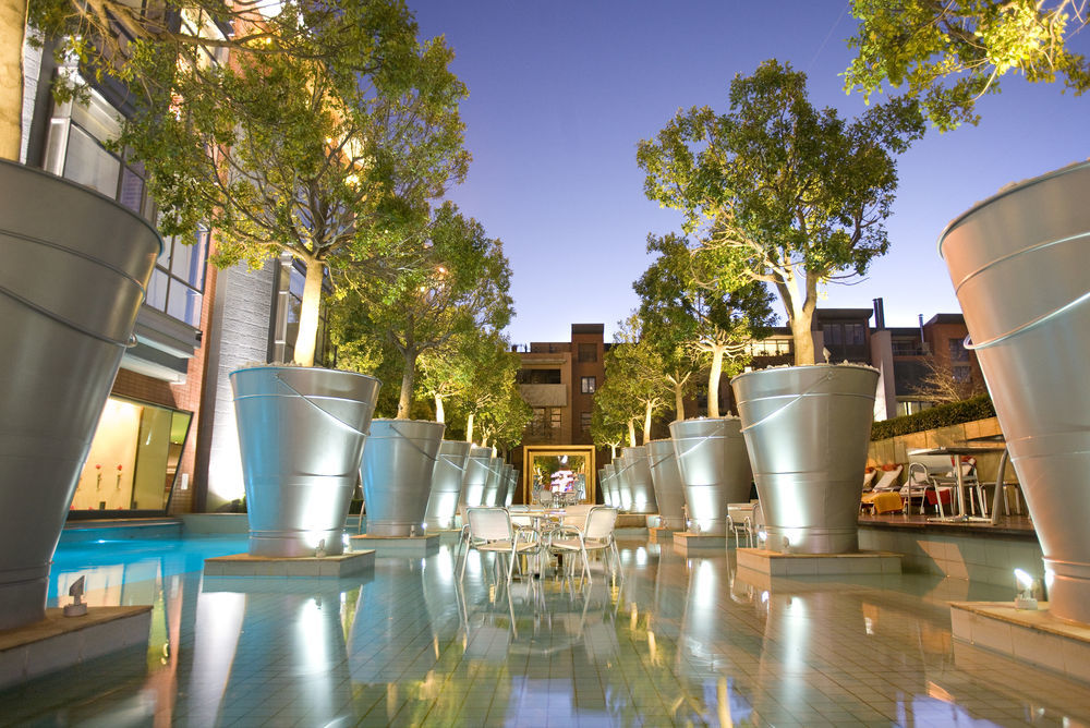African Pride Melrose Arch, Autograph Collection 5*