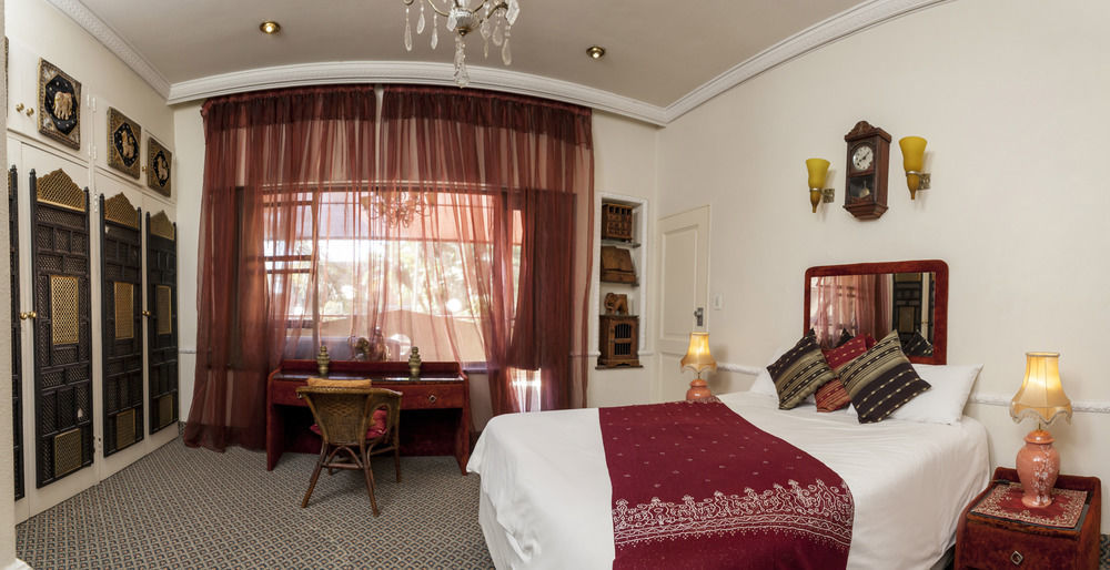 Simonne Bed & Breakfast 4*