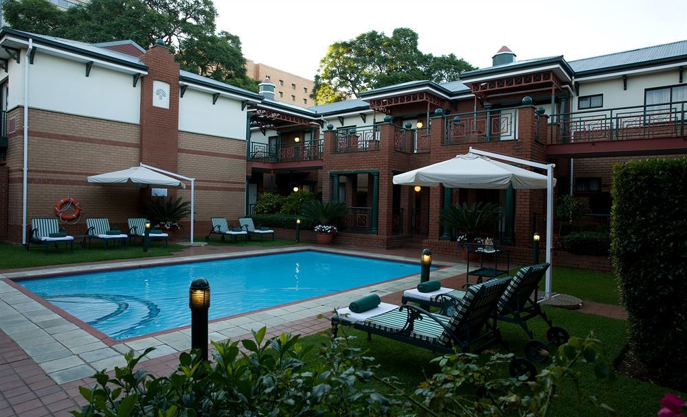 Courtyard Rosebank 4* Johannesburg