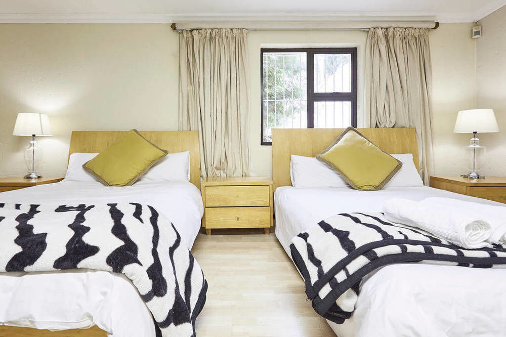 Bed & Breakfast On Melrose 4*