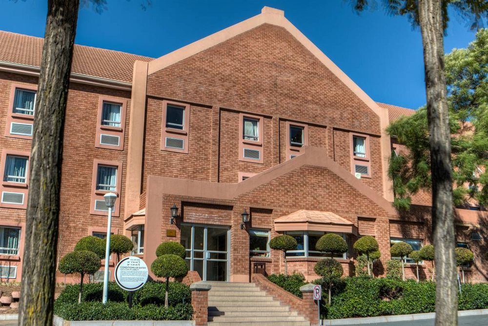 Hotel Road Rivonia