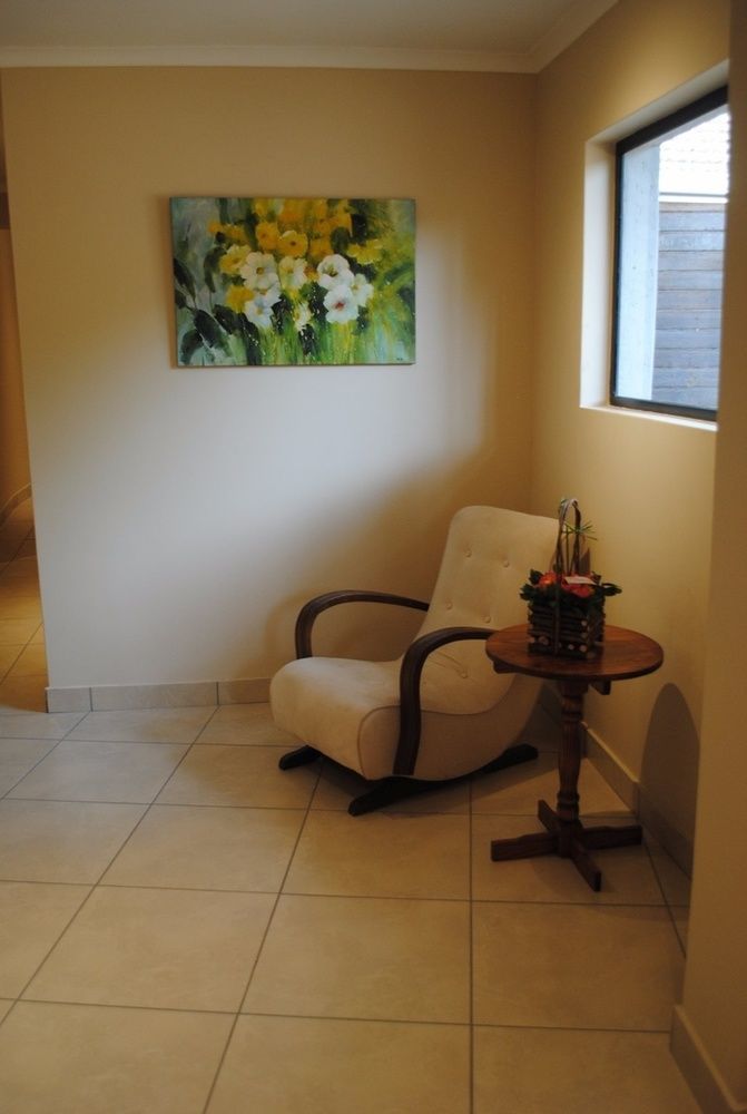 6 On Morris Guest 4* Johannesburg