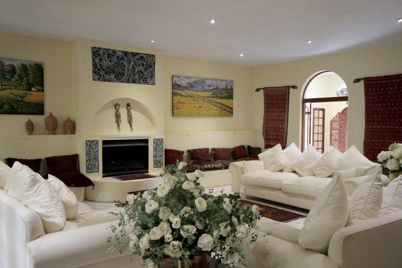 Annabel's Of Bryanston Bed & Breakfast