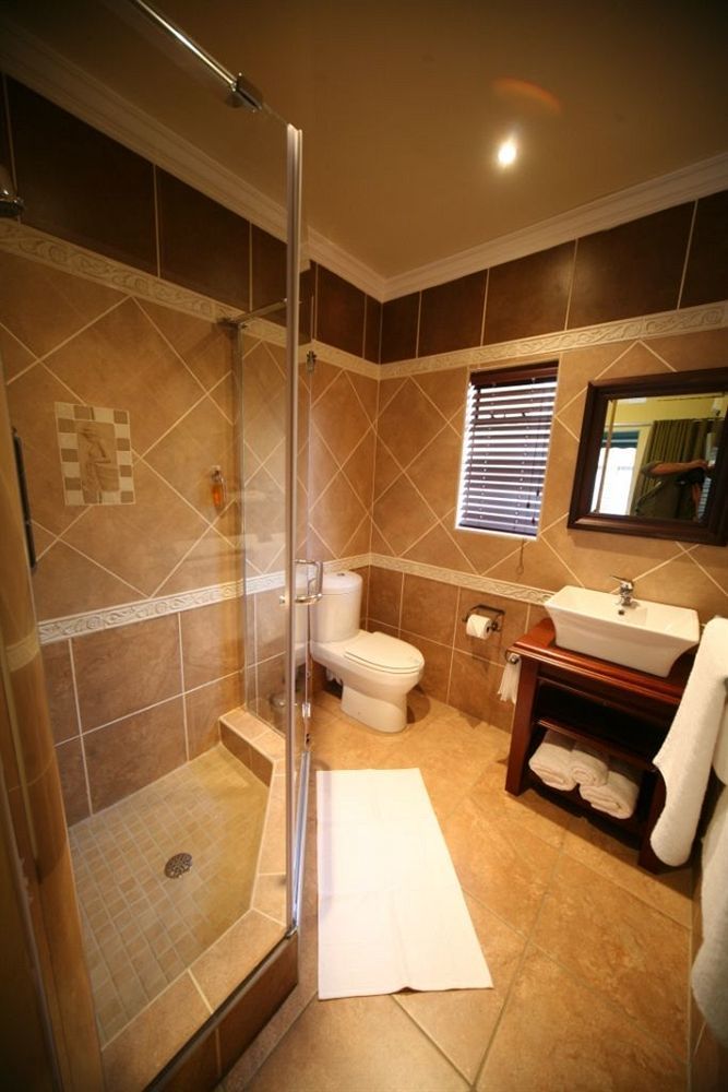 Le Cozmo Johannesburg