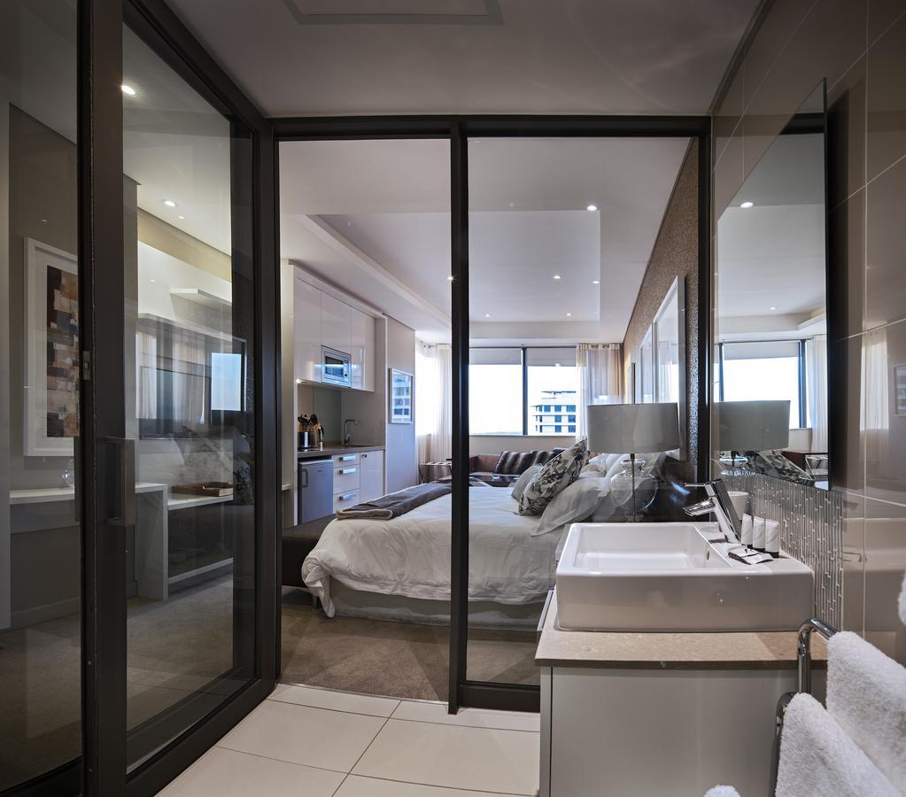 Sandton Skye Apartments *