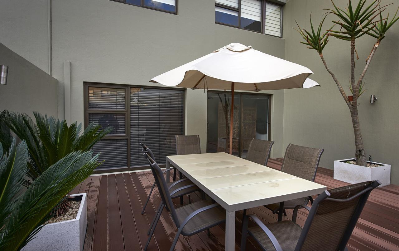 Dynasty Forest Sandown Serviced & Self Catering Apartment Johannesburg