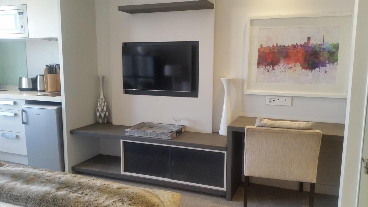 Apartment 615 Sandton Skye Johannesburg