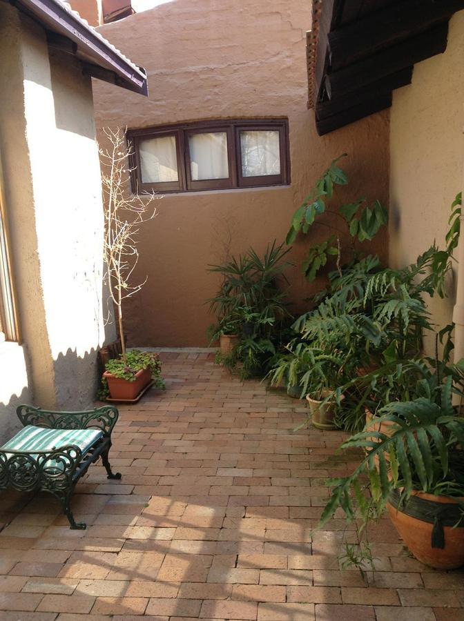 Charlie'S Spot - The Gardens Johannesburg