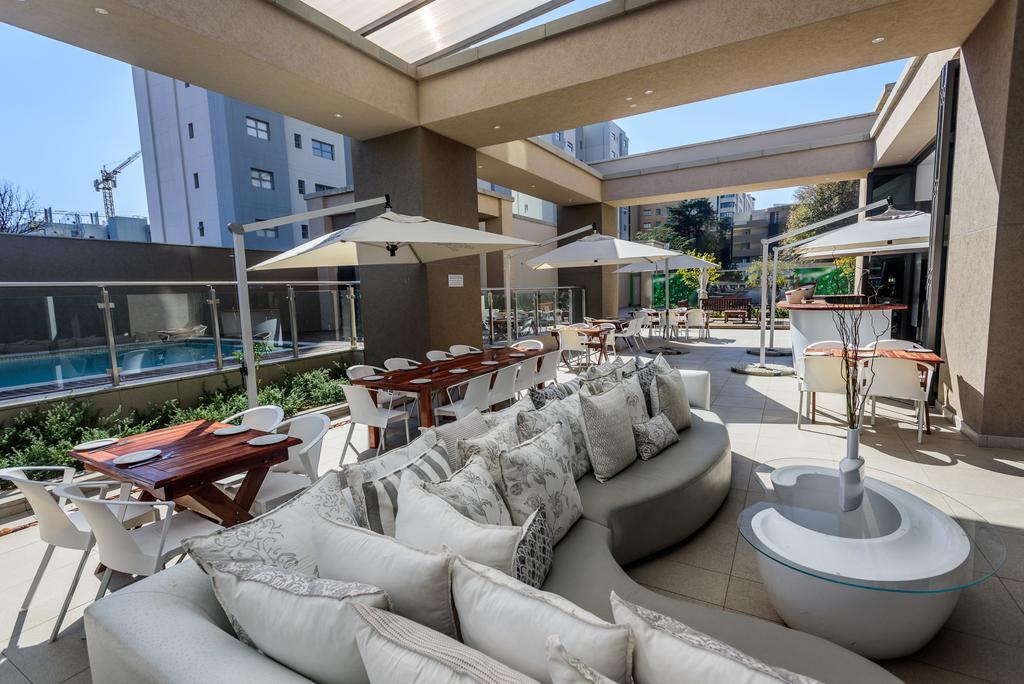 615 Sandton Skye * Johannesburg
