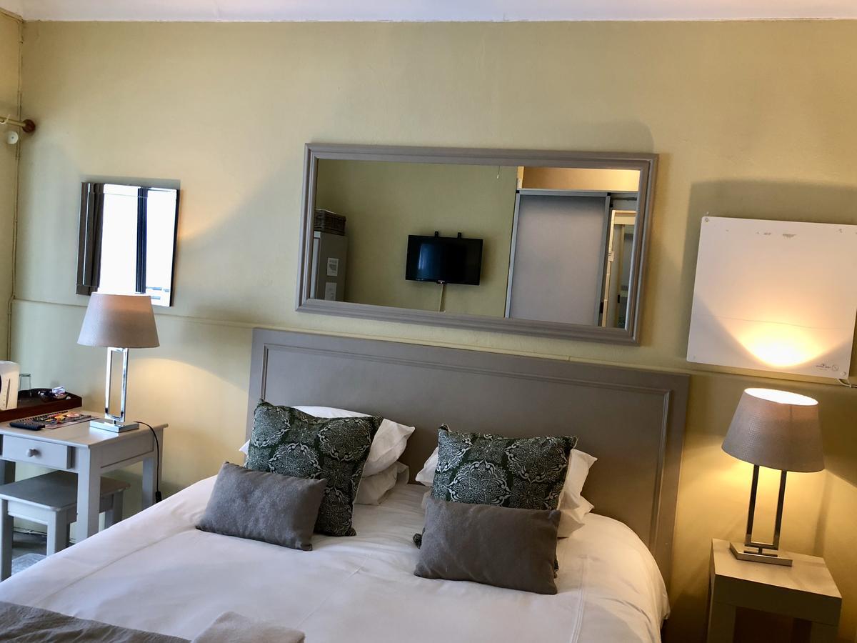 Life On 3rd Guest house Johannesburg
