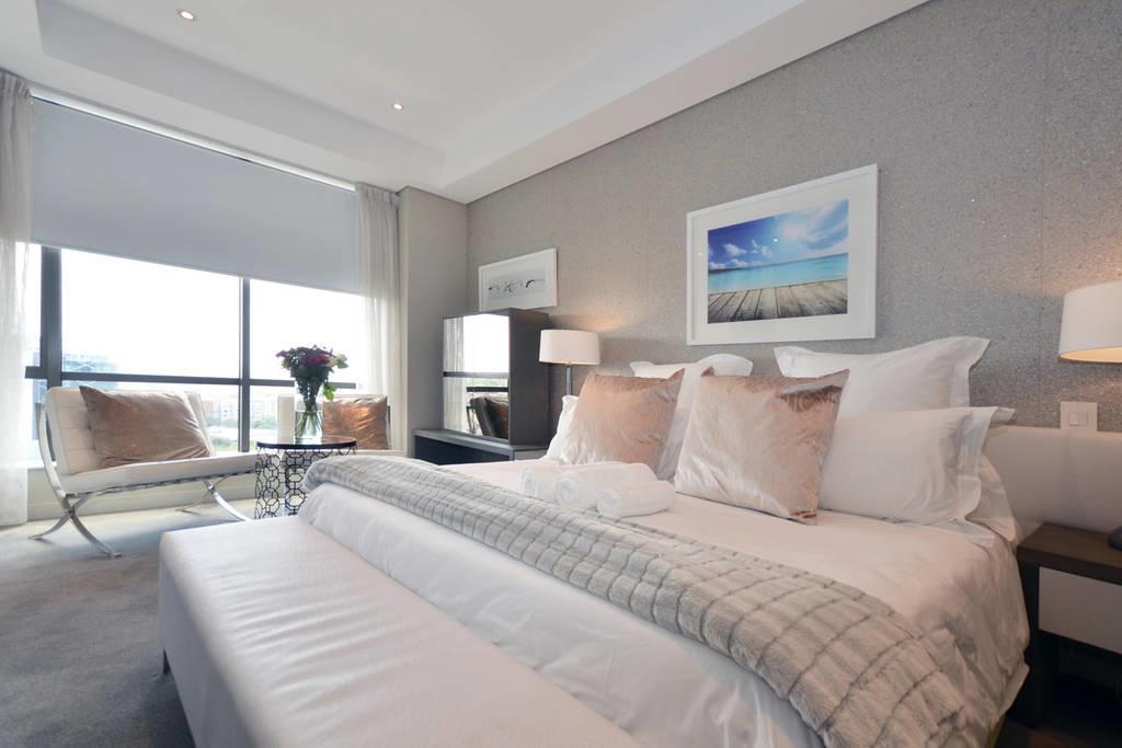Apartment 615 Sandton Skye Johannesburg