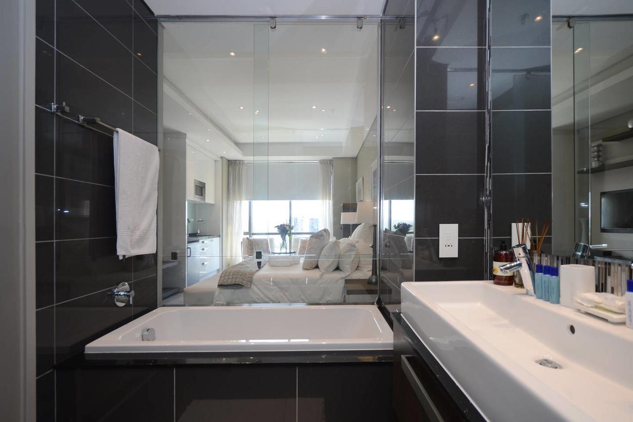 615 Sandton Skye Johannesburg