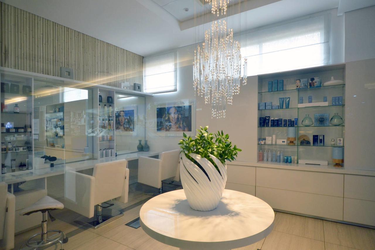 615 Sandton Skye * Johannesburg