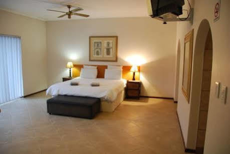 Hotel Kempton Park Country