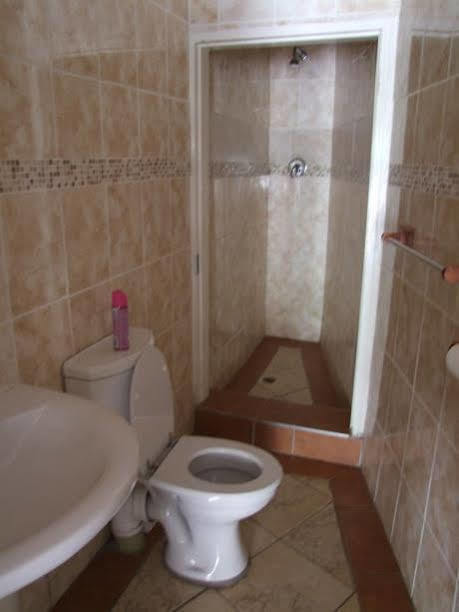 Kempton Park Country Hotel