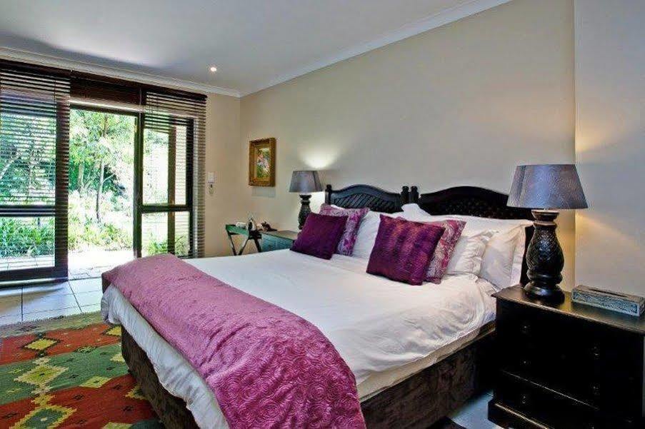 No66 Sandton Apartment *