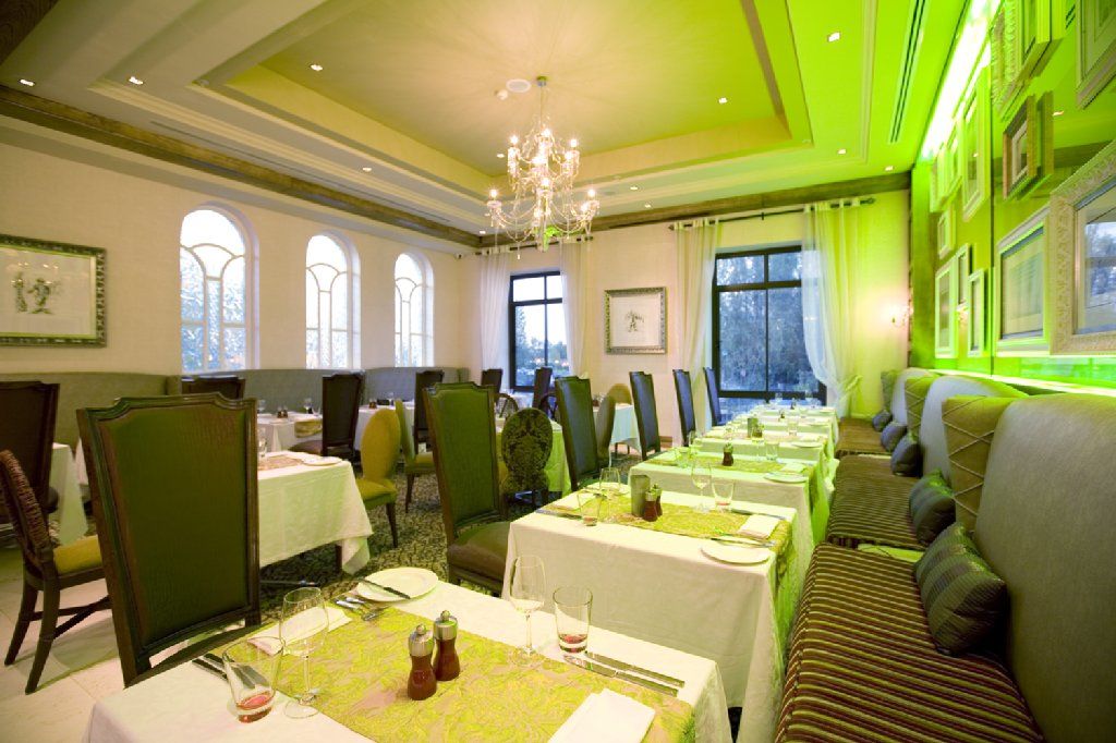 Hotel Pivot Montecasino 4*