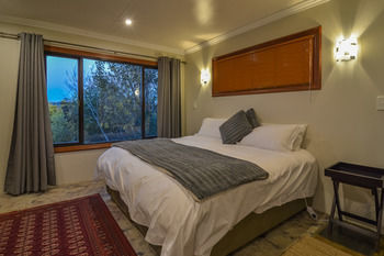 Moonflower Chalet *