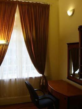East Gate Palms Hotel 3*