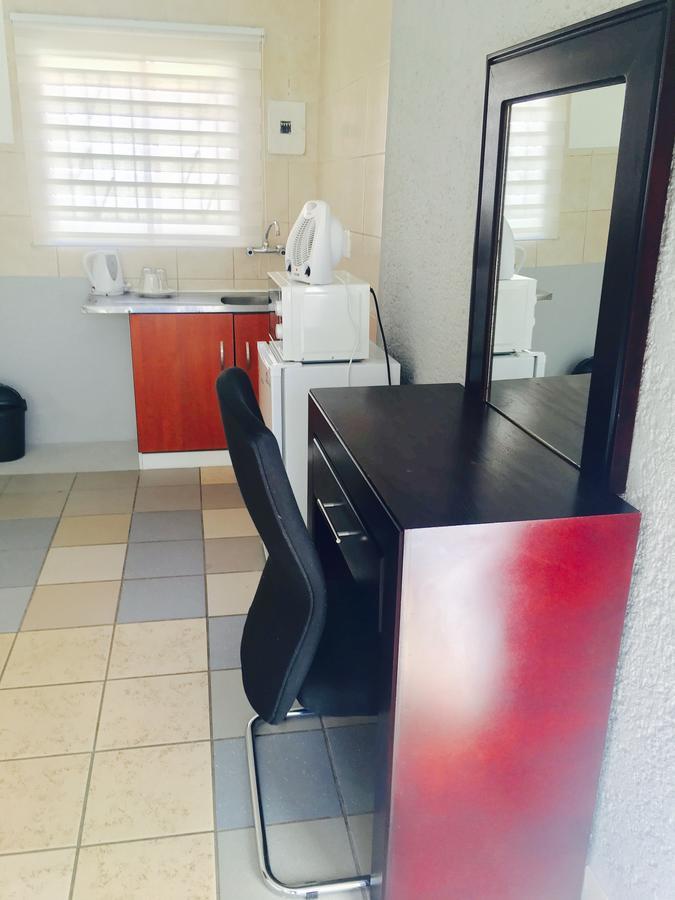Leboss Guest * Johannesburg