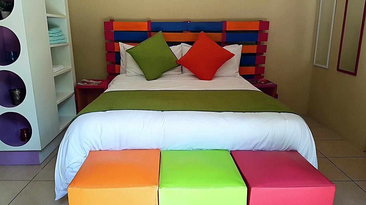 Nhà trọ Mikasa Sukasa Backpackers *