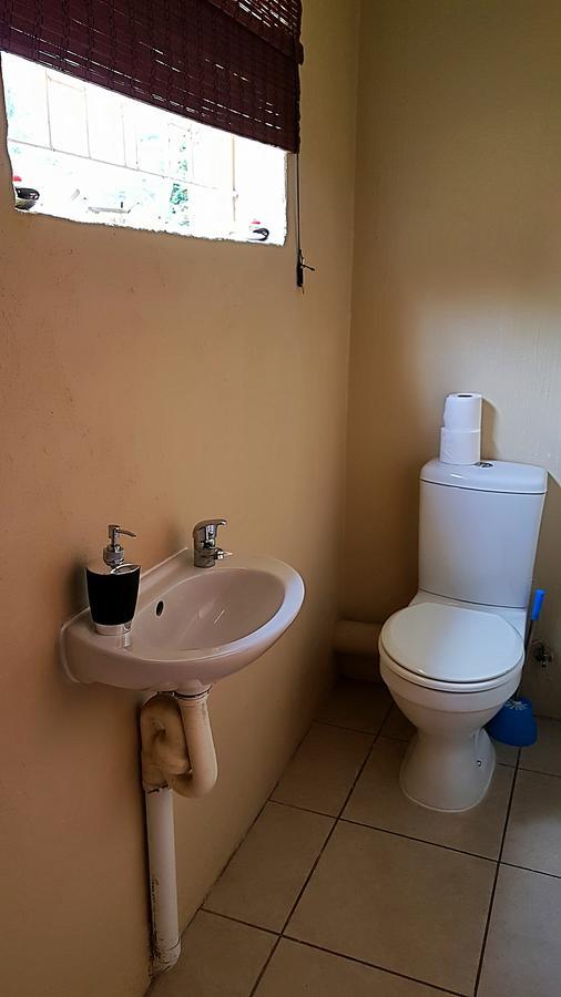 Nhà trọ Mikasa Sukasa Backpackers *