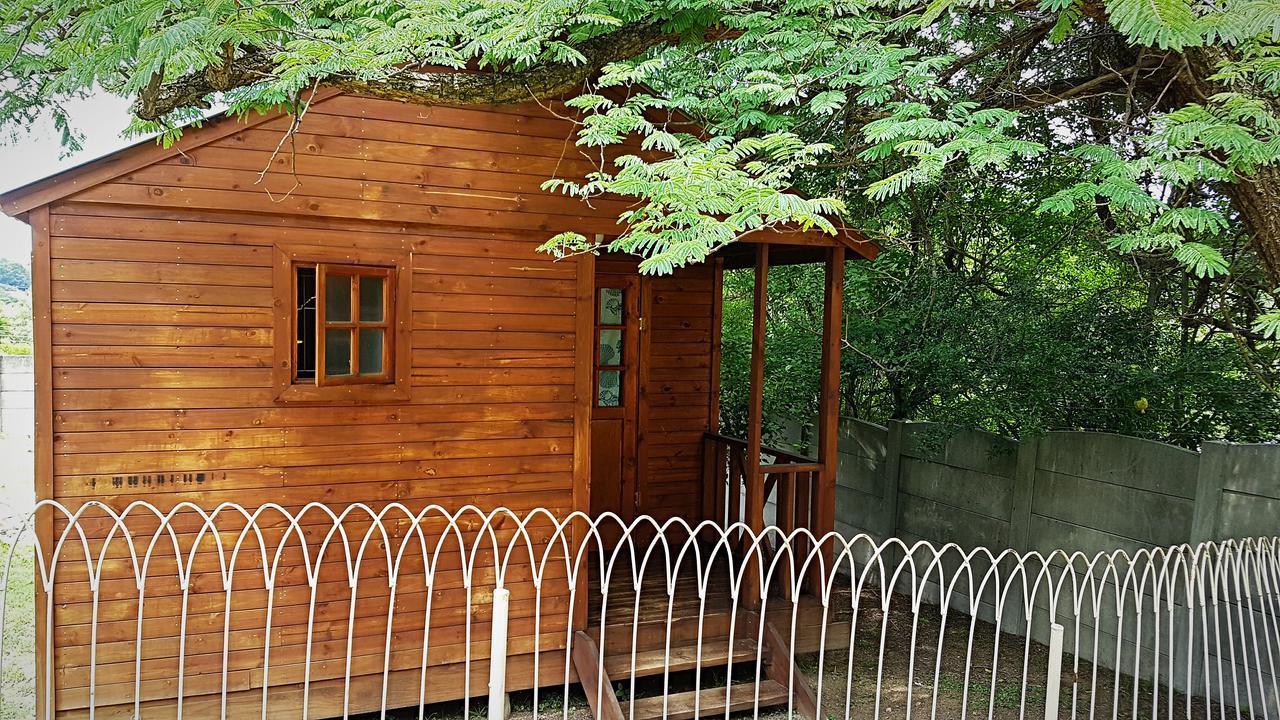 Nhà trọ Mikasa Sukasa Backpackers *