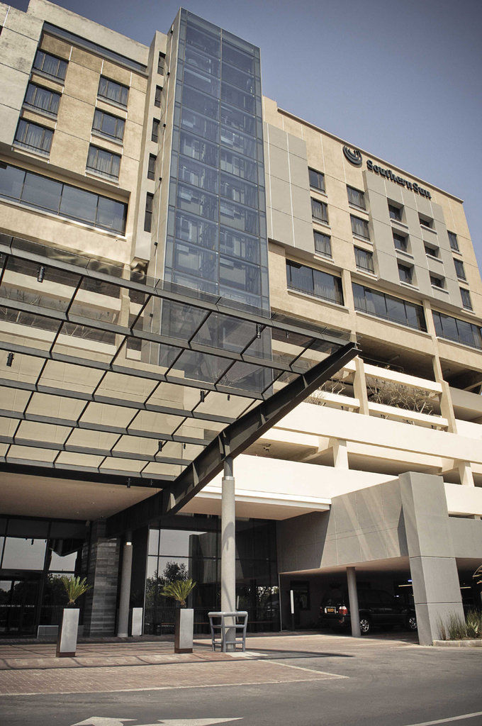 Southern Sun Hyde Park Sandton 4* Johannesburg