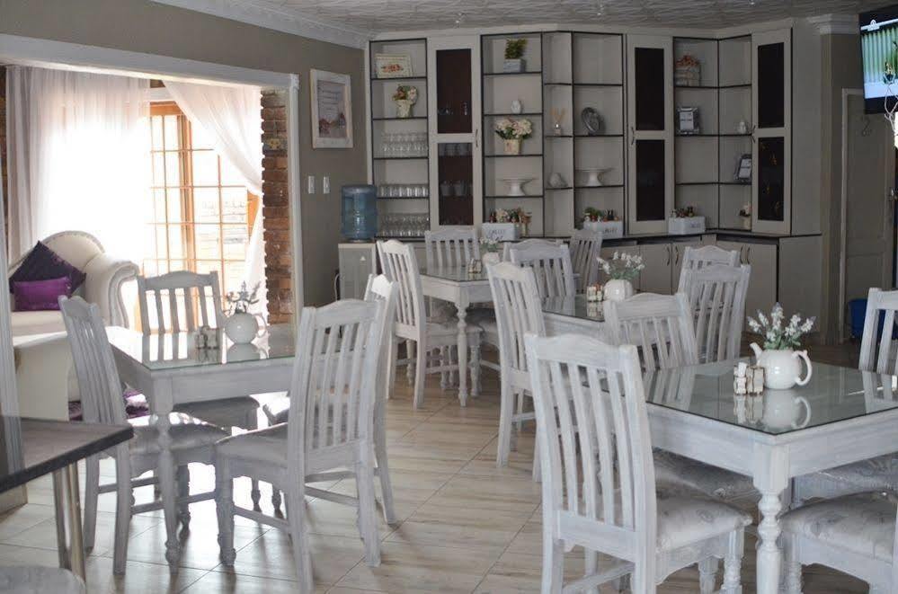 Casa de hóspedes Thabong 4*