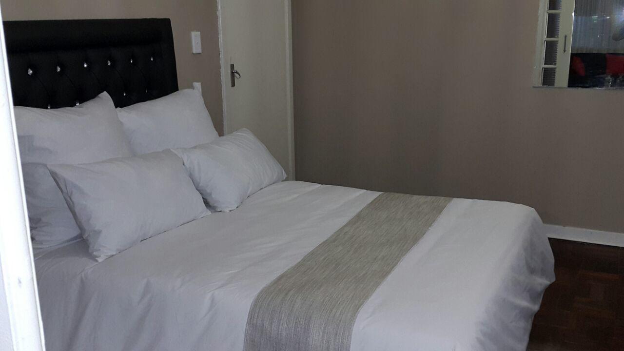 Derrick Bed & Breakfast 2*