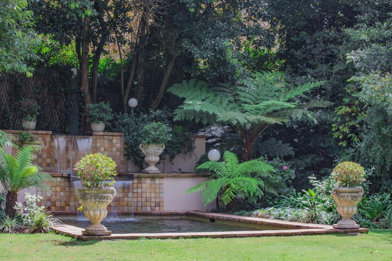 Apartment No66 Sandton Johannesburg