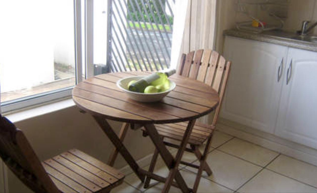 Nhà khách Mikes Place Johannesburg