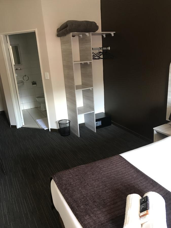 G-lodge Bed & Breakfast