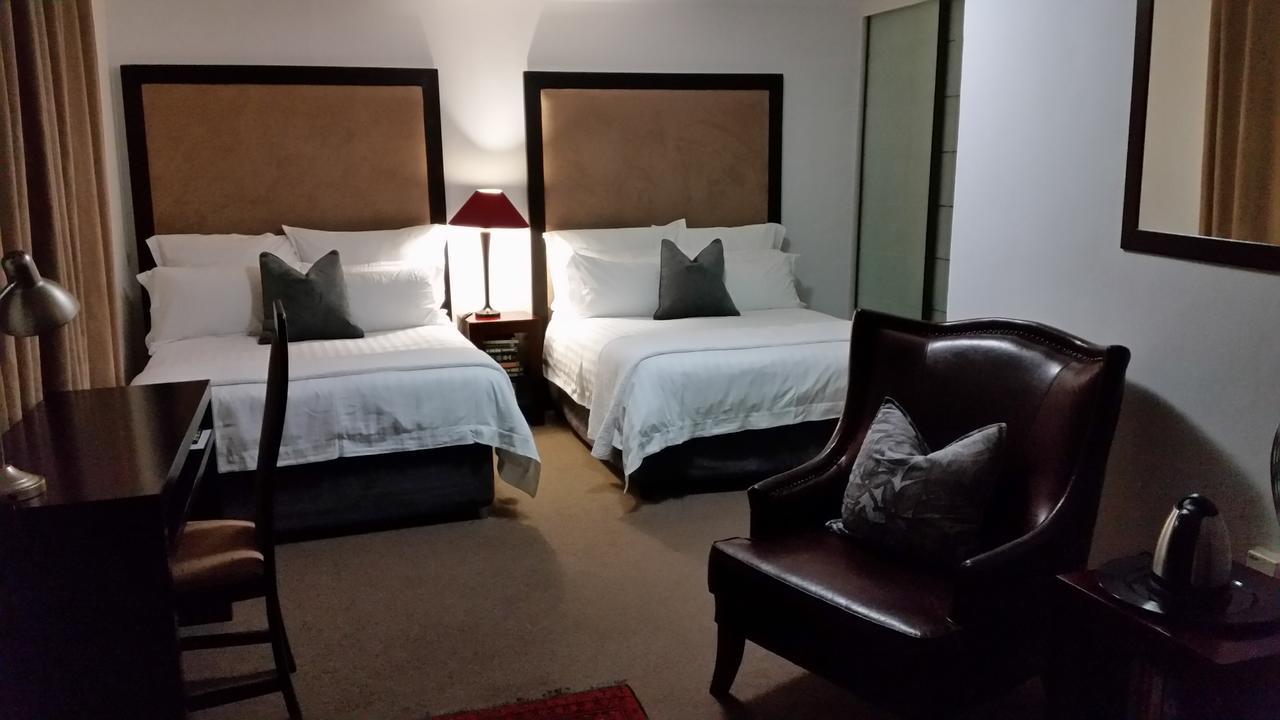 Rosebank By Claires Gasthof Johannesburg