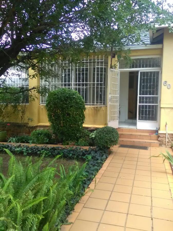 Homestay Rosegarden *