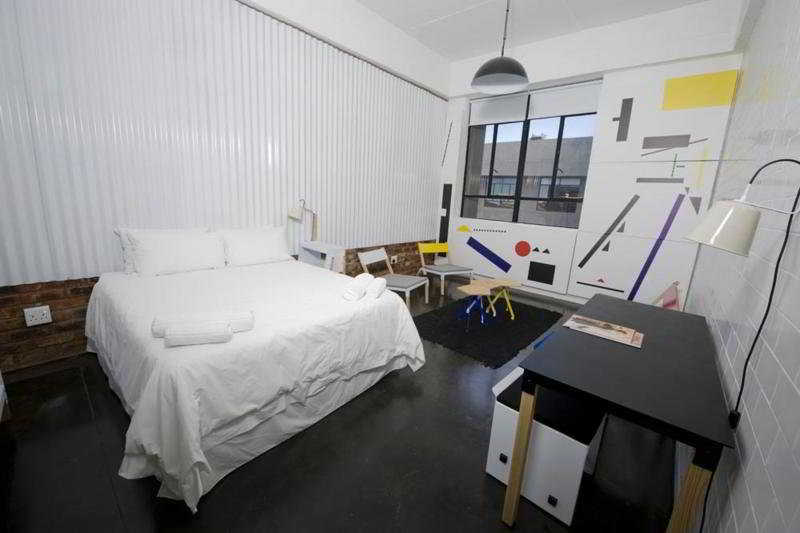 Aparthotel Main Street Life 2*