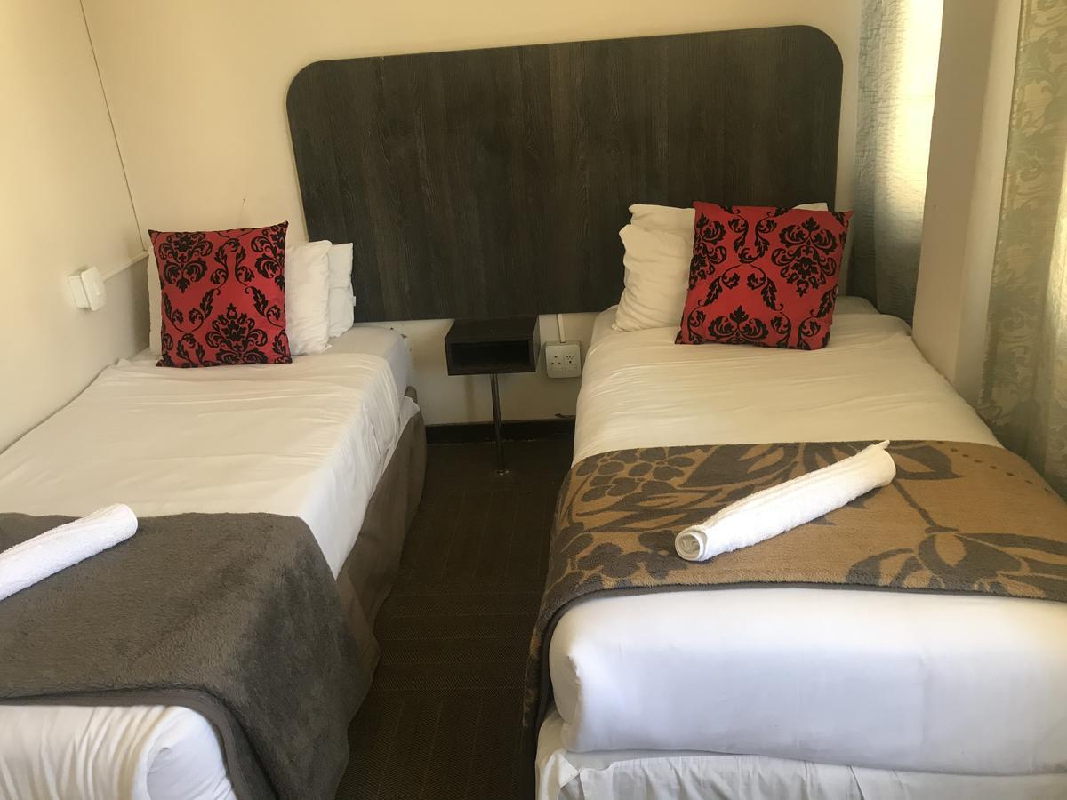 Businessburg Hotel 3*