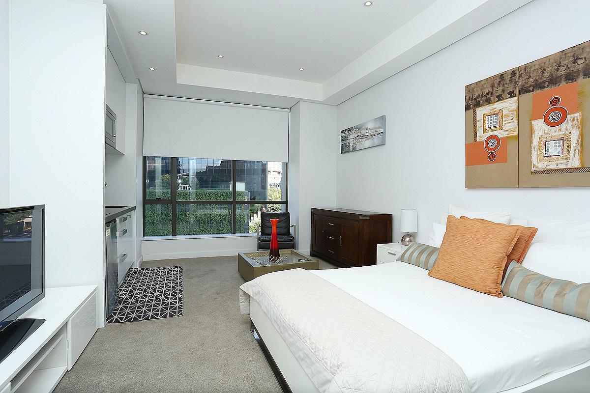 Sandton Skye Luxury * Johannesburg
