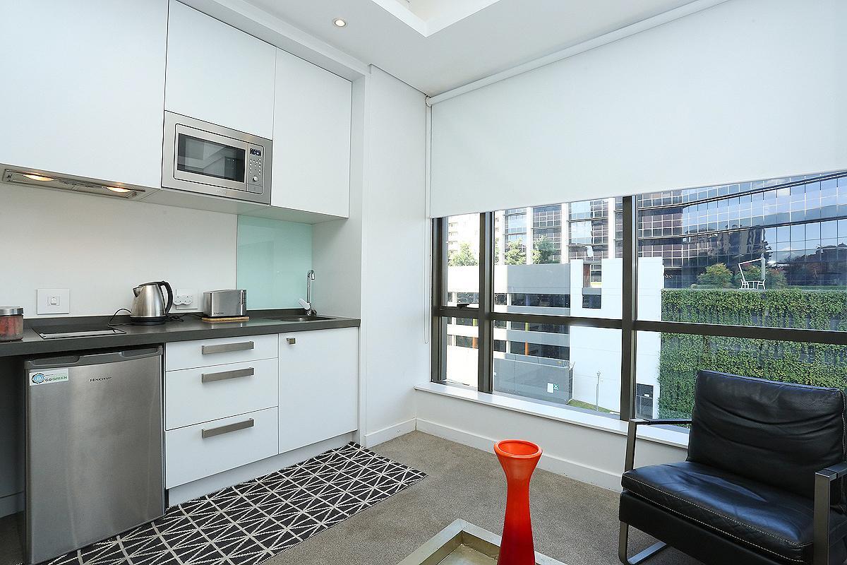 Căn hộ Sandton Skye Luxury