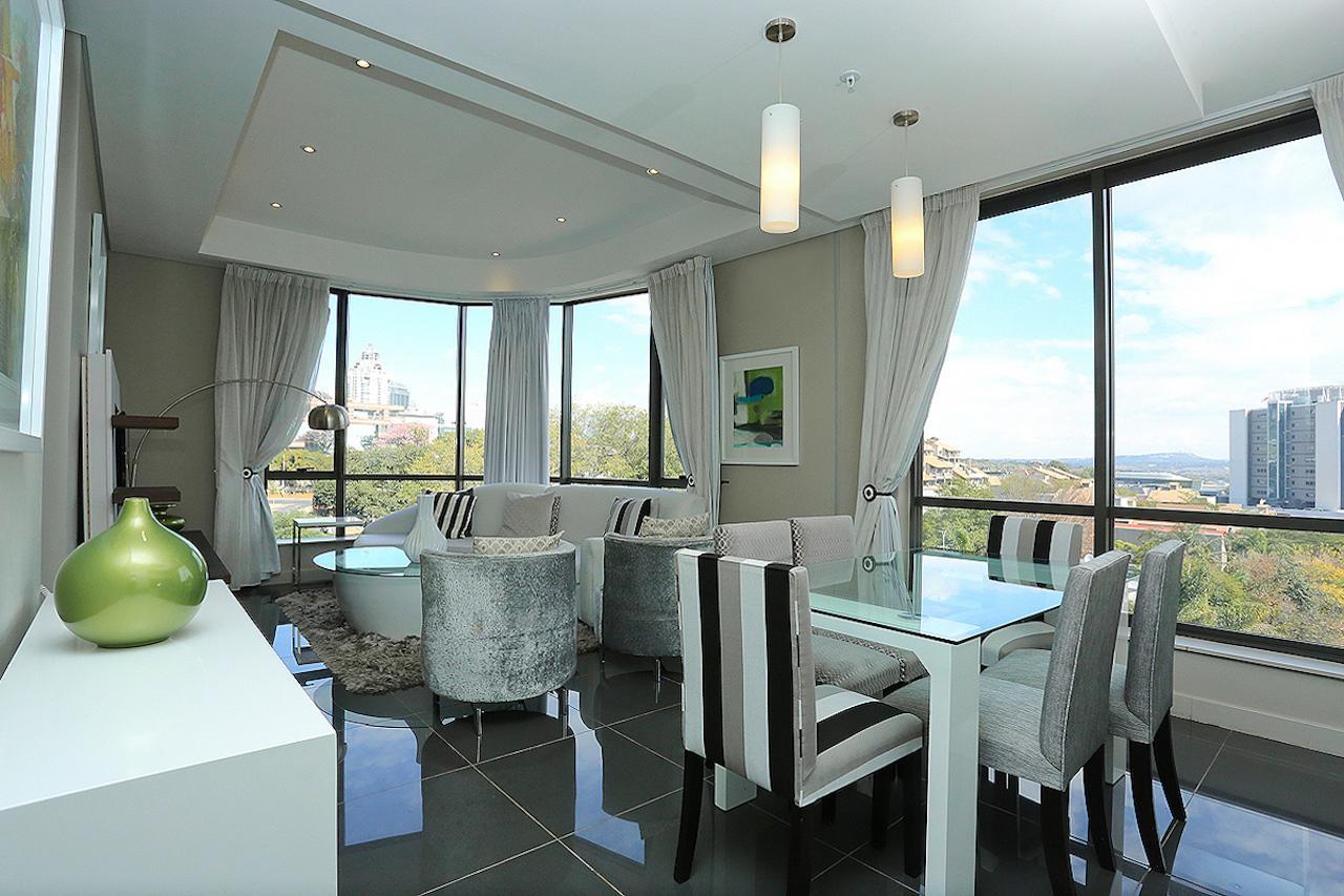 Sandton Skye Luxury *