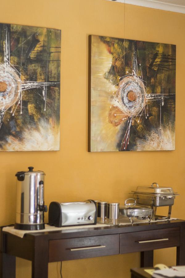 Acomodação com café da manhã  Ravinala Joanesburgo
