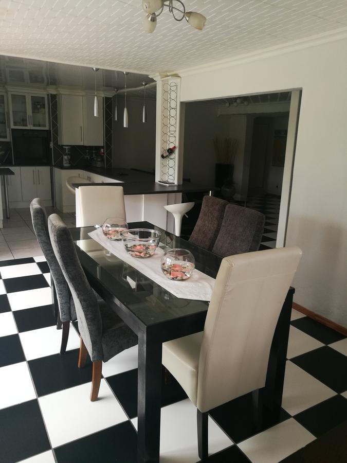 Guest house Corgi Johannesburg
