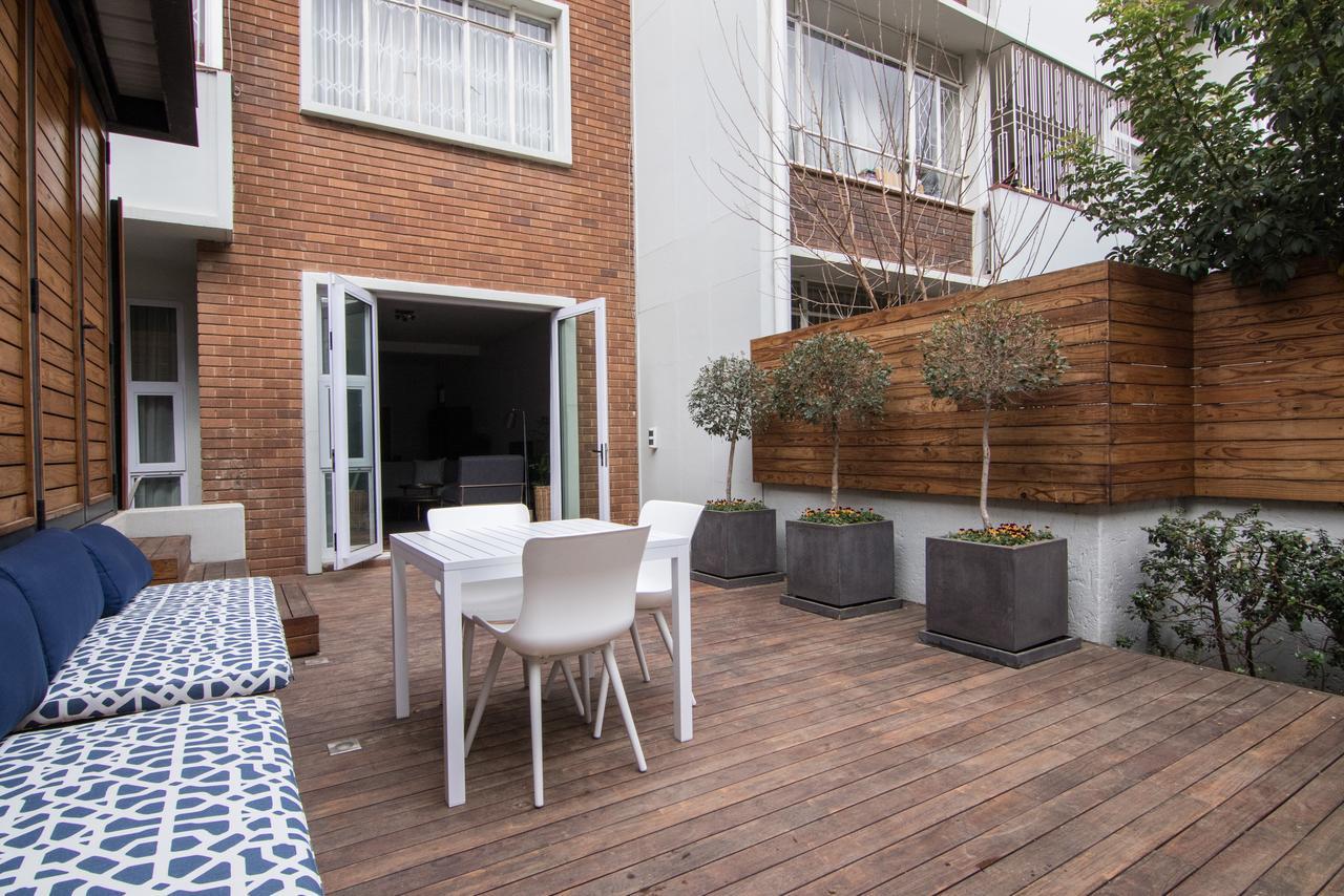 111 Roseways *