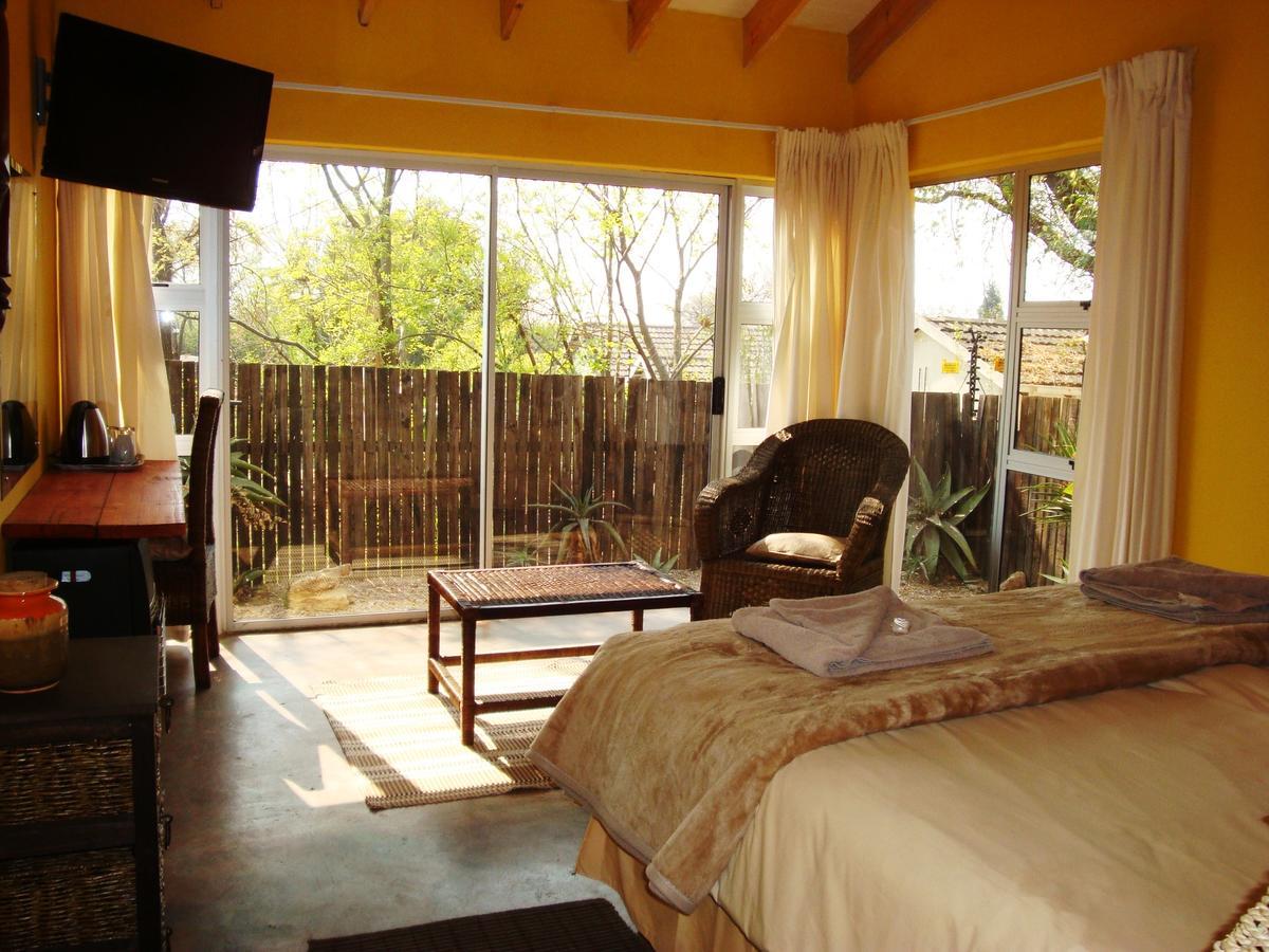 Guest house Flintstones Fourways