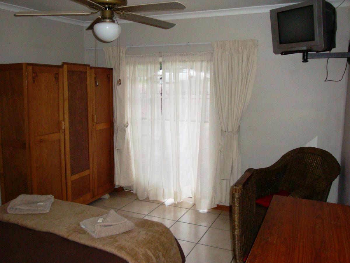 Guest house Flintstones Fourways Johannesburg